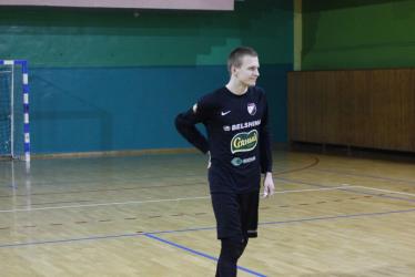 Мувистар  — ФК Белшина